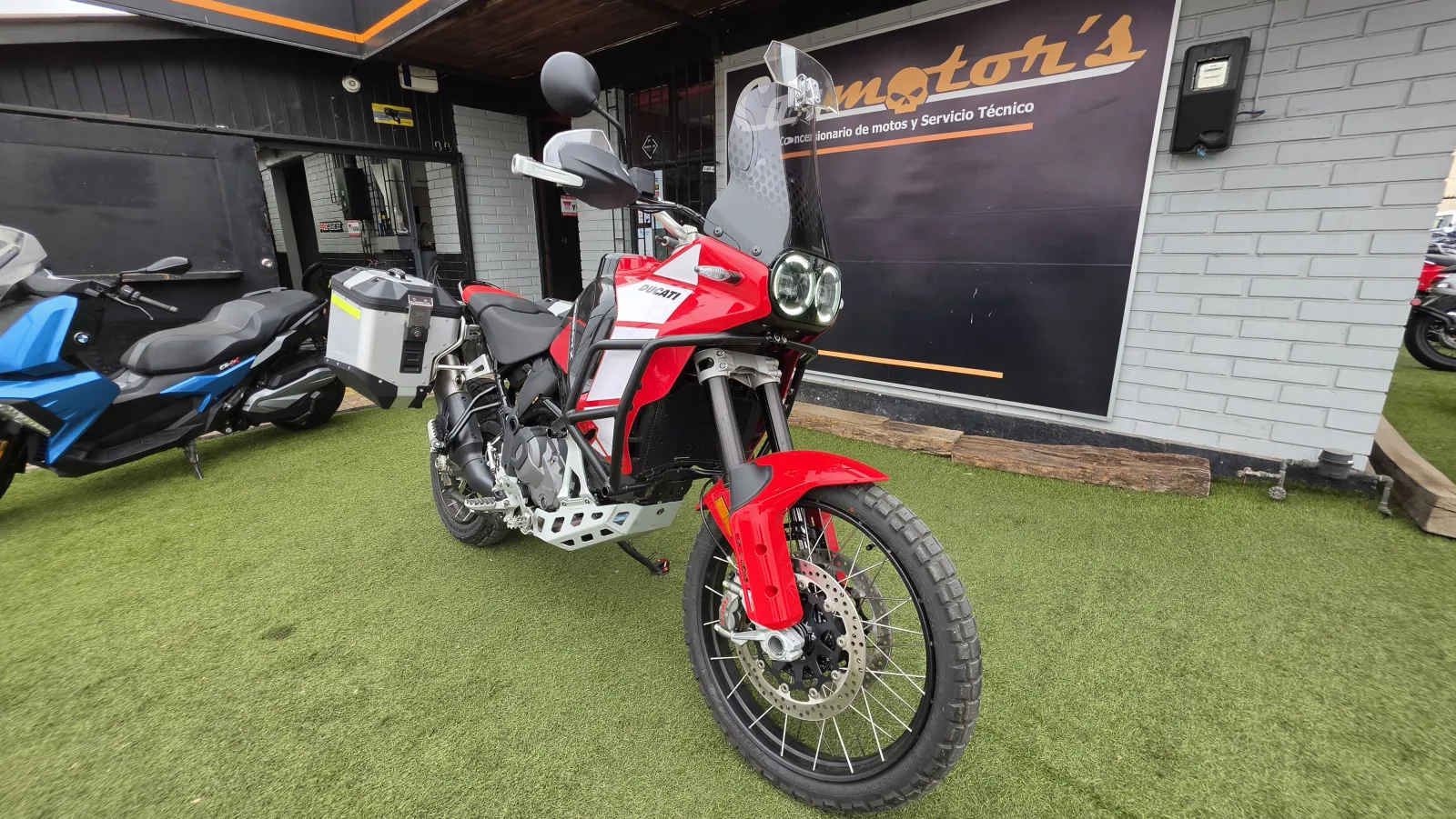Ducati Desert X Discovery foto 9