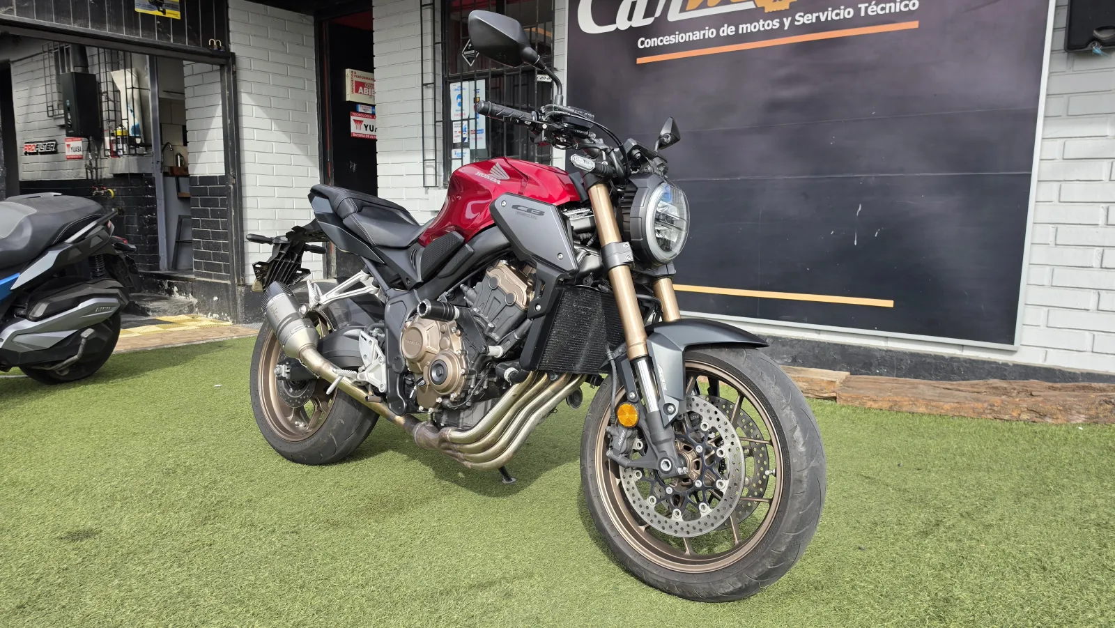 HONDA CB 650 R foto 2