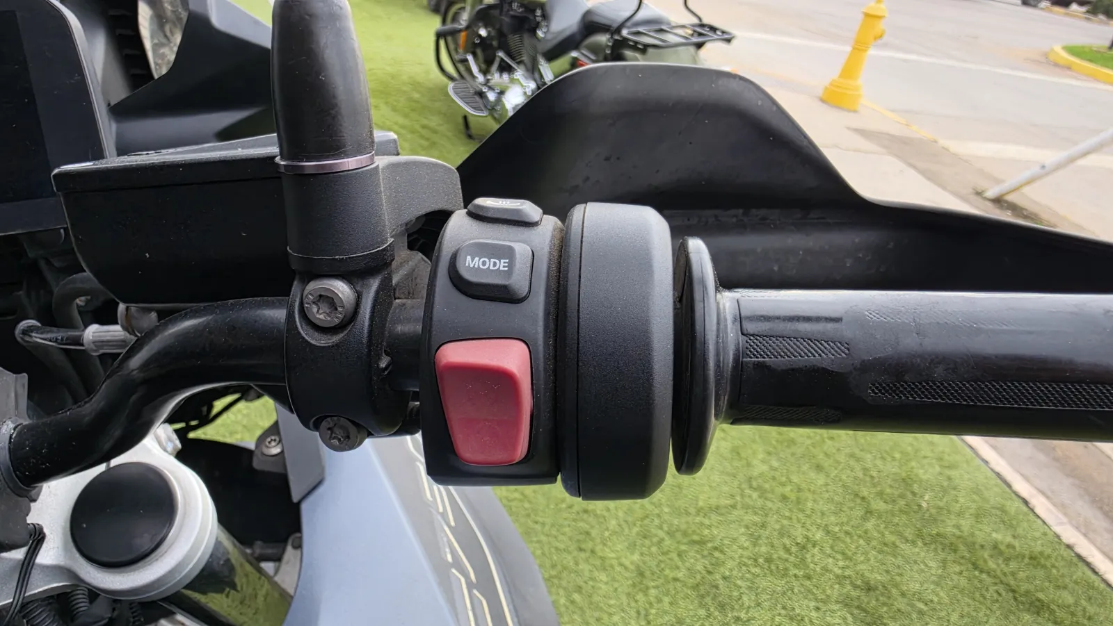 BMW F 750 GS I foto 8