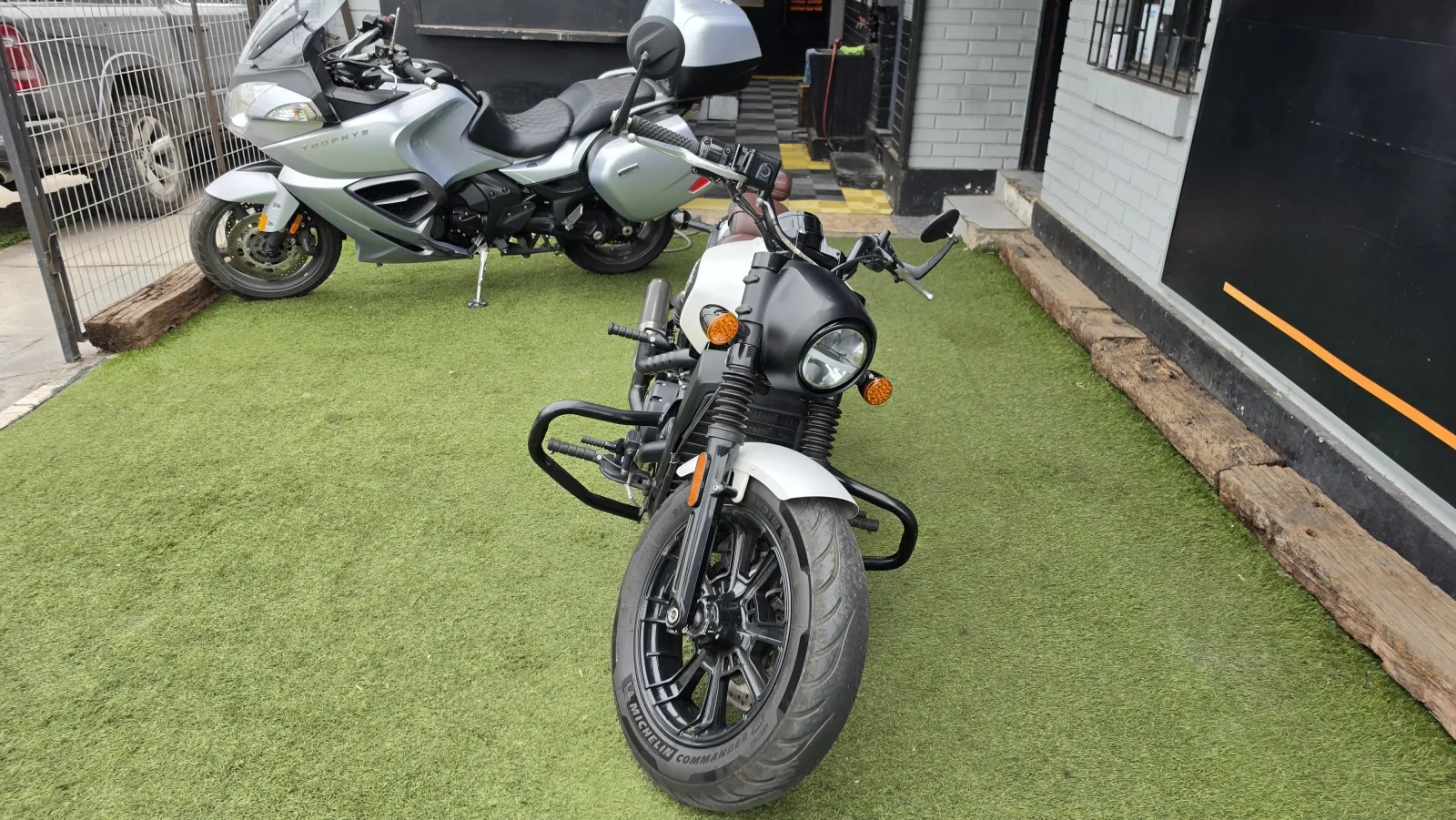 Indian Scout Bobber foto 6