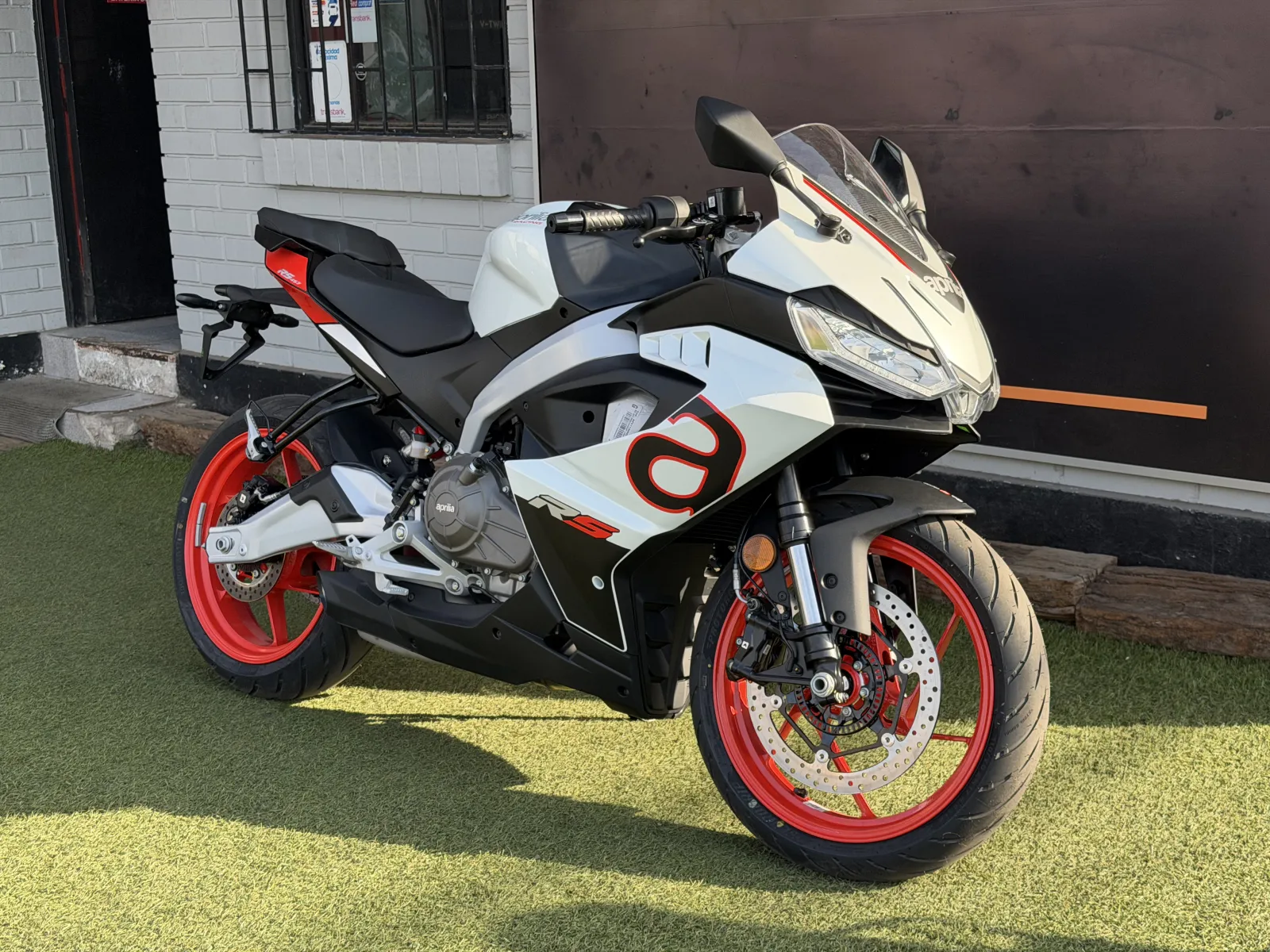 Aprilia RS 457 foto 12
