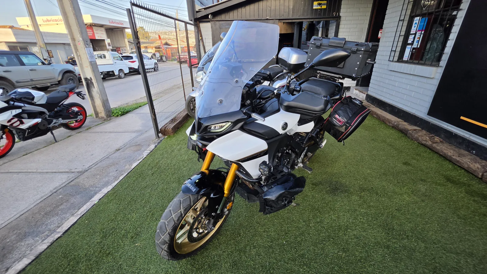 Yamaha Tracer GT foto 12